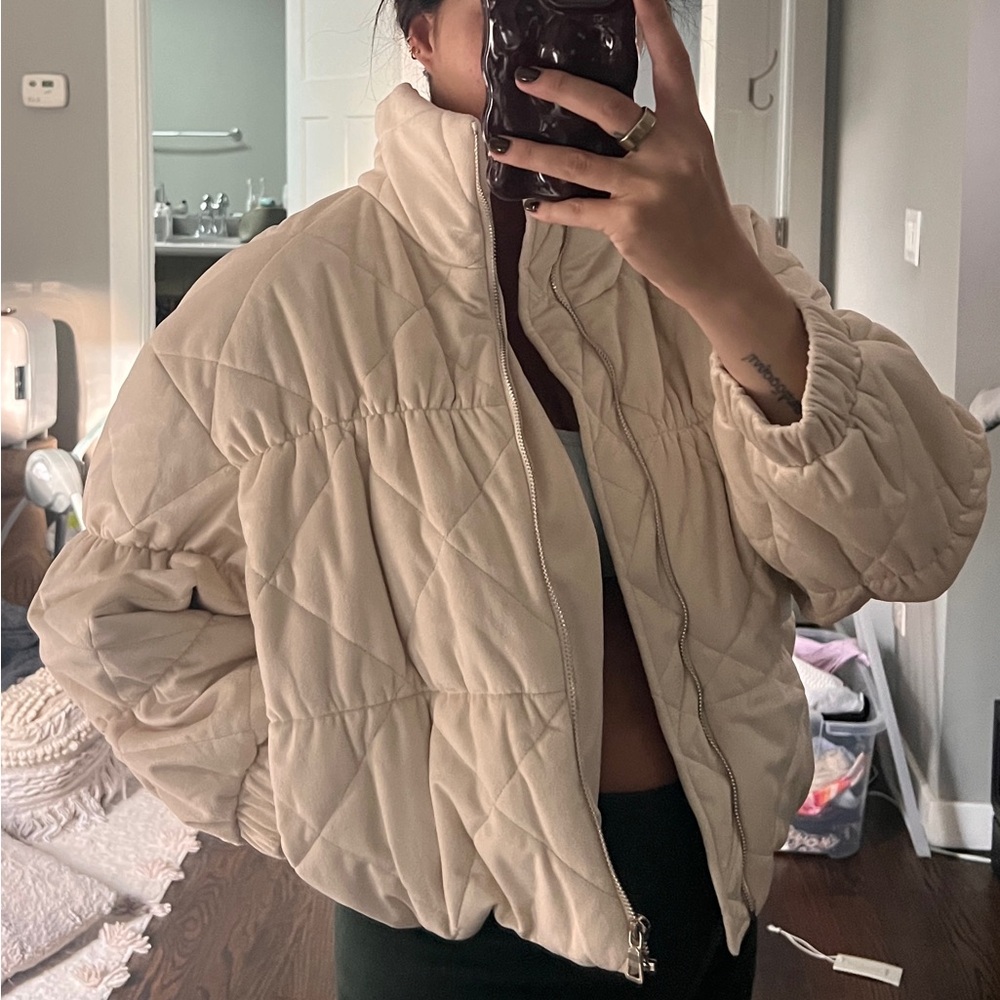 Sadie & Sage Light Beige Puffer Jacket